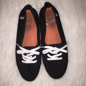 vans surf siders 🖤